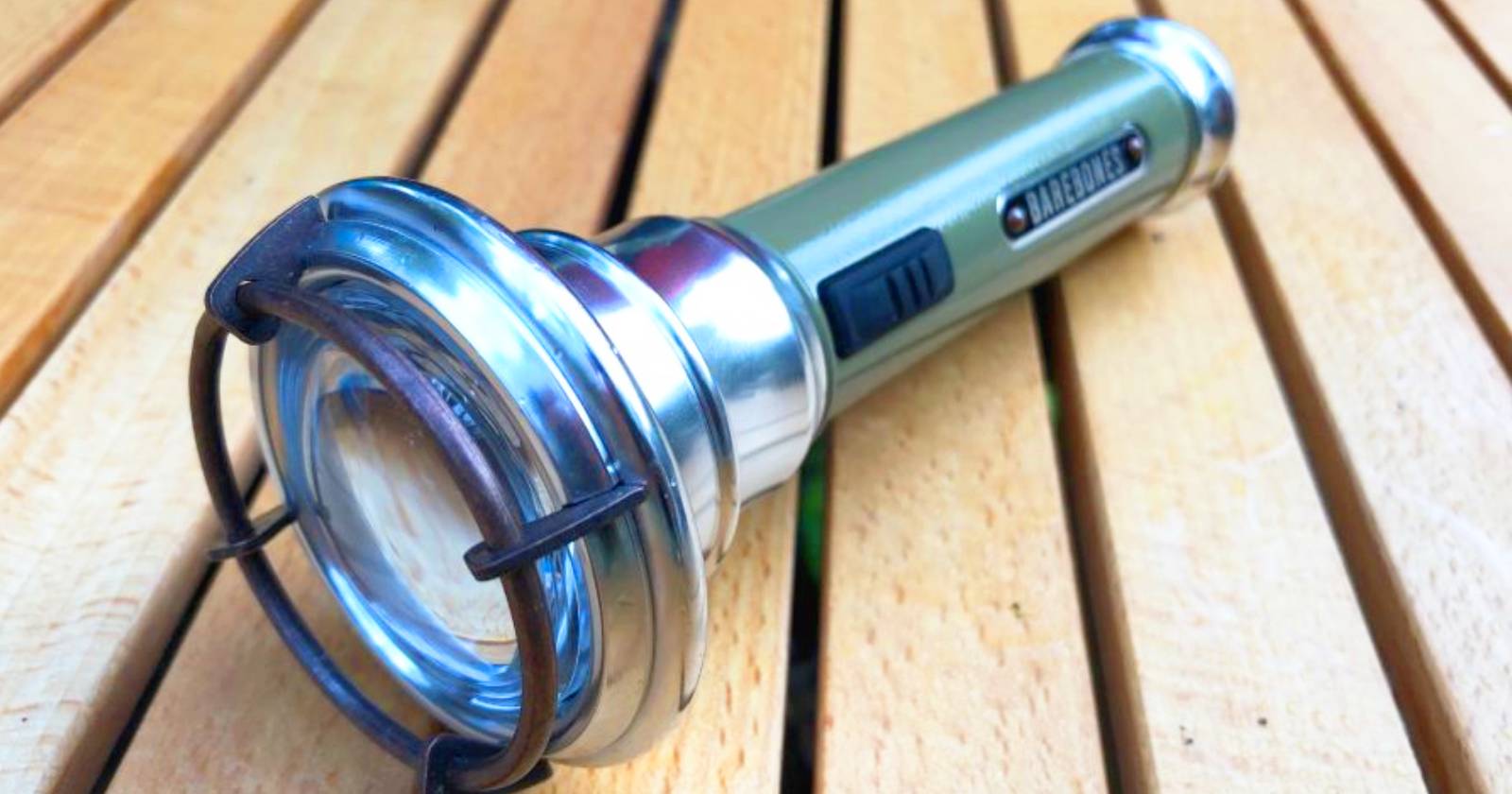 レトロっぽくても機能は最新！ベアボーンズLEDライト| TAKIBI（タキビ