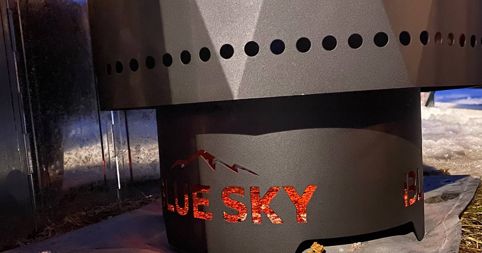 BLUE SKY ポータブルファイヤーピット　焚き火台　二次燃焼 二次燃焼の焚き火台探し】 BLUE SKY ファイヤーピット | 無趣味