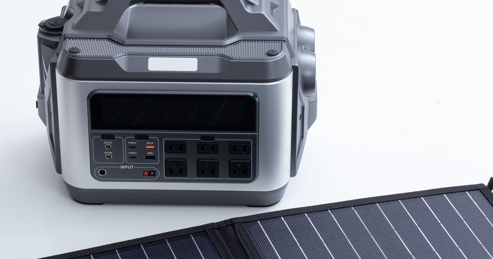 今週限定ソーラーパネルセット！ポータブル電源 Jackeryのポータブル電源 ソーラーパネル セットは防災からキャンプ