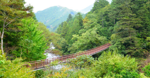 あきる野市秋川渓谷周辺のおすすめキャンプ場をご紹介!コテージキャンプ場やオートキャンプ場、日帰りや団…