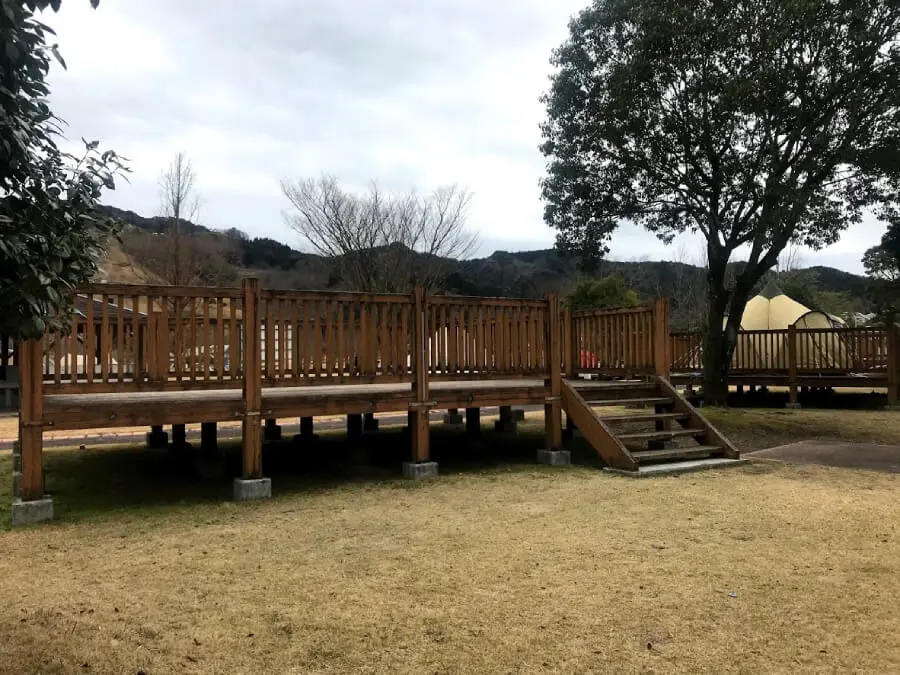 子供の遊び場と大型温泉施設が隣接したキャンプ場 観音池公園キャンプ場 キャンプ アウトドアのtakibi タキビ 子供の遊び場と大型温泉施設が隣接したキャンプ場 観音池公園キャンプ場 キャンプ アウトドアのtakibi タキビ