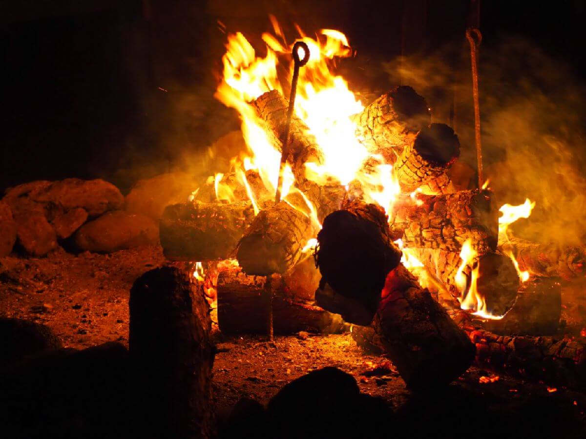 焚き火台おすすめ１2選 冬場の暖からbbqまで様々な使い方を紹介するよ キャンプ アウトドアのtakibi タキビ Part 5