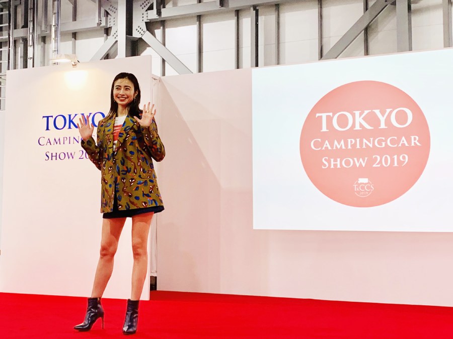 片瀬那奈さんトークショー　東京キャンピングカーショー2019