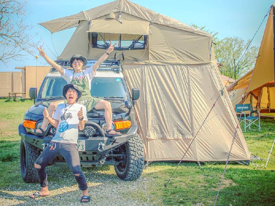 夏のおすすめキャンプファッション コーデの考え方や着こなし紹介 キャンプ アウトドアのtakibi タキビ Part 2