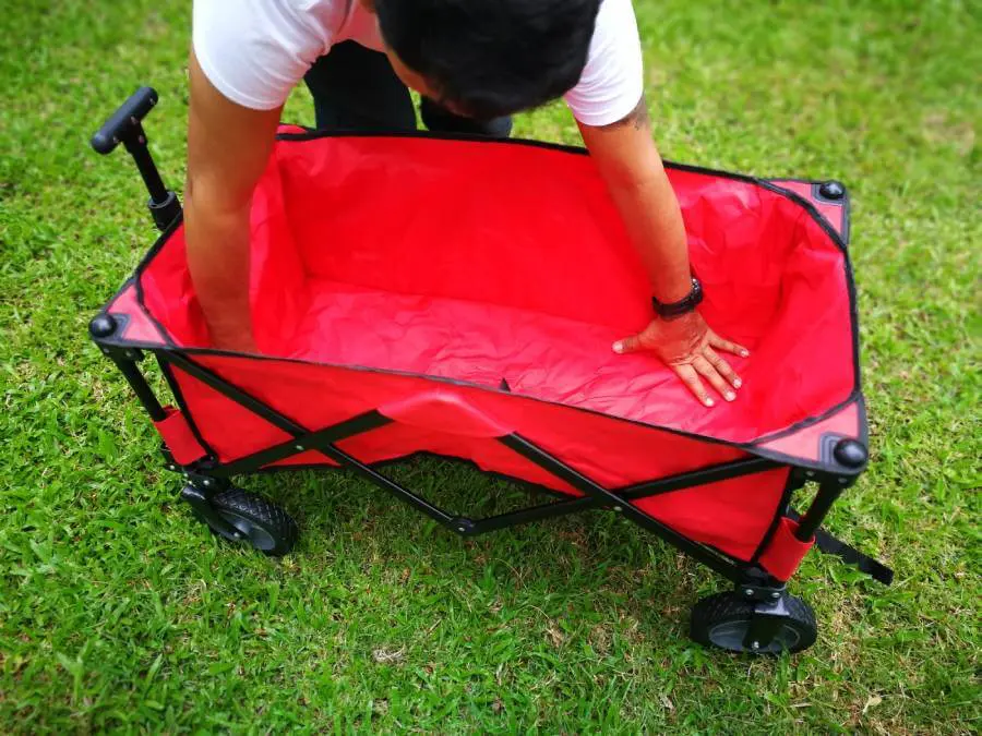 意外に面倒 キャンプ道具の車からの荷物運びにおすすめのキャリーワゴンとは キャンプ アウトドアのtakibi タキビ Page 2 意外に面倒 キャンプ道具の車からの荷物運びにおすすめのキャリーワゴンとは キャンプ アウトドアのtakibi タキビ Page 2