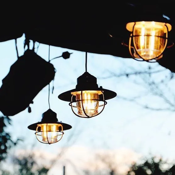 おしゃれサイトに欠かせない「ベアボーンズリビング」から目が離せない