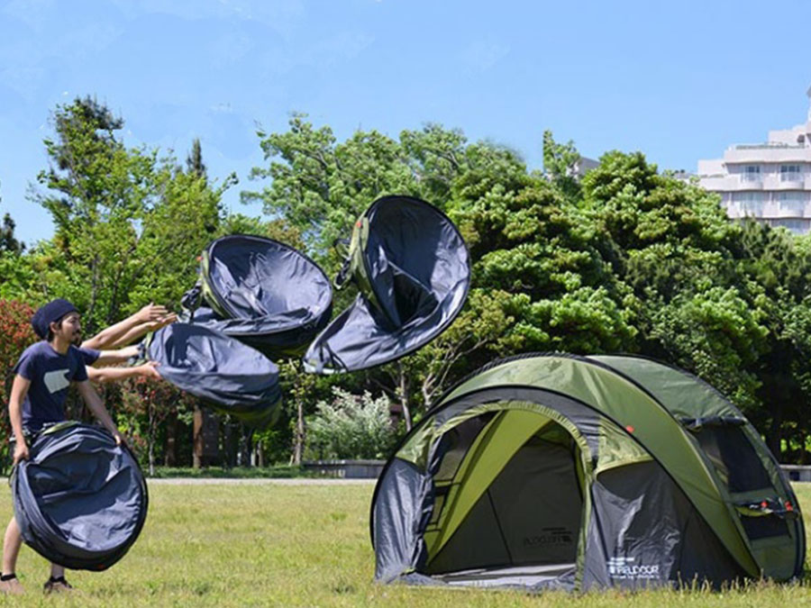 キャンプ初心者必見！失敗しないテントの選び方のコツとおすすめテント4選　ポップアップ式テント　FIELDOOR