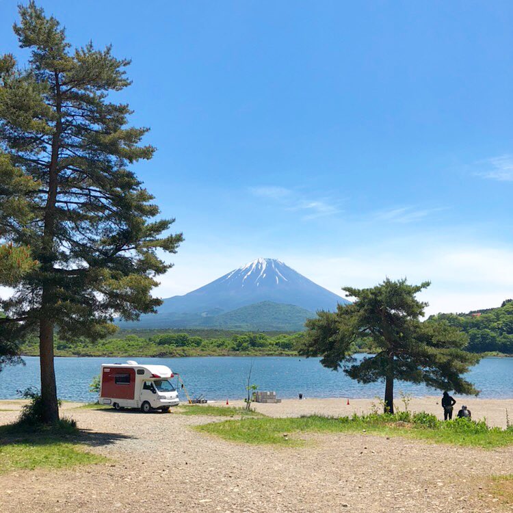 精進湖キャンピングコテージ