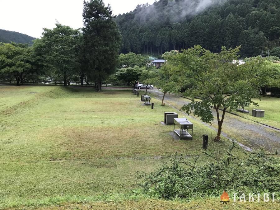 【京都】 かやぶきと清流の里 美山町自然文化村キャンプ場