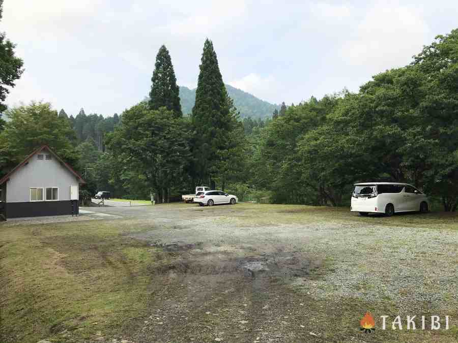 【兵庫】 白樺でハンモック スキー場で涼しいキャンプ CHIKUSA Mountain Village