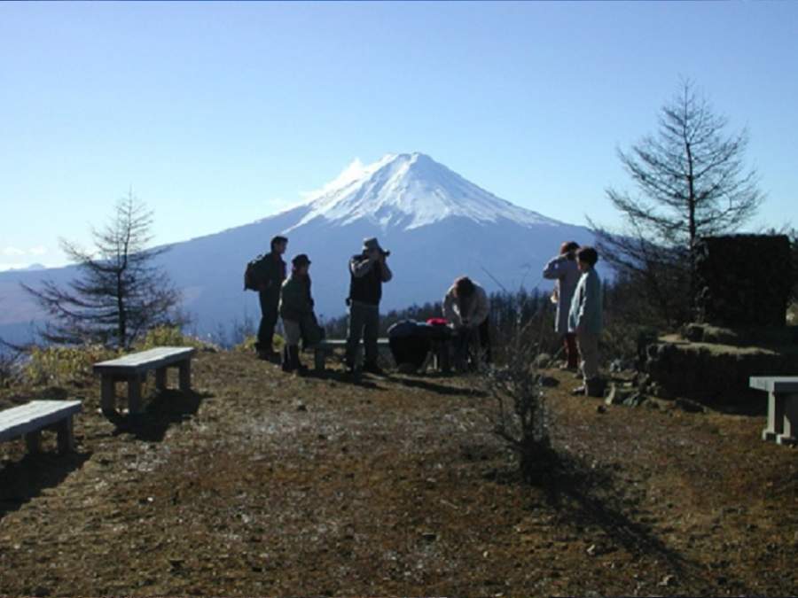 ＜ハイキング＞三ツ峠山（みつとうげやま）