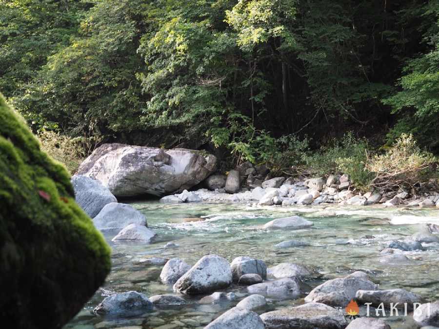 阿寺渓谷キャンプ場川