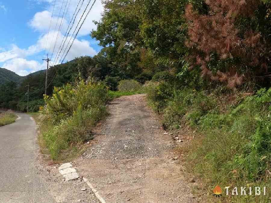 丹波篠山ひなたファームキャンプ場入口