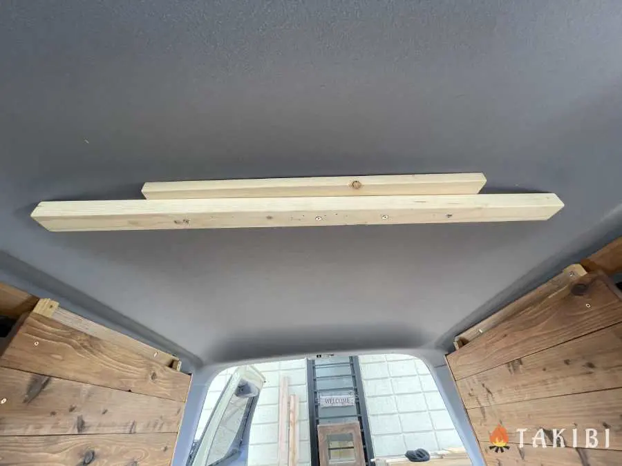 車中泊とバンライフを更に楽しくするための車内ウッド化diy キャンプ アウトドアのtakibi タキビ