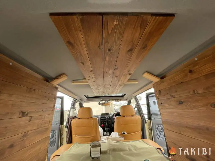 車中泊とバンライフを更に楽しくするための車内ウッド化diy キャンプ アウトドアのtakibi タキビ