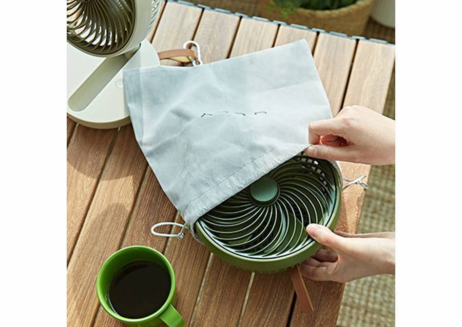 OLLY FOLDING FAN