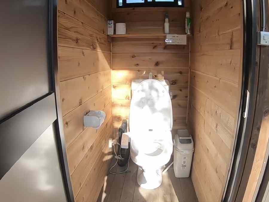 秩父巴川オートキャンプ場のトイレ