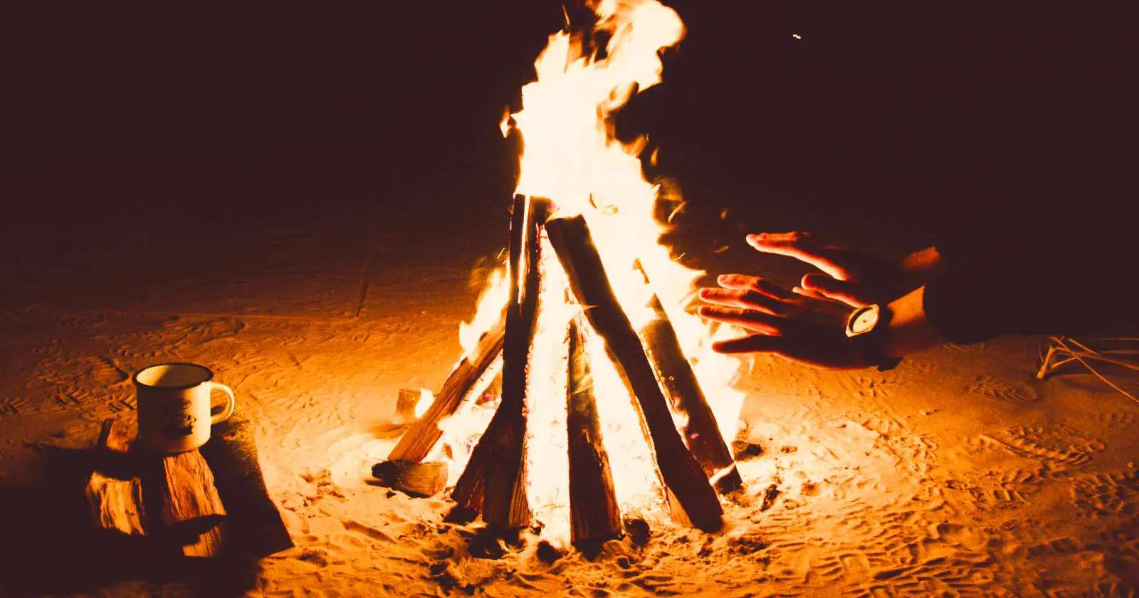 Campfire (キャンプファイヤー)