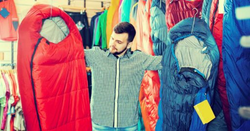 キャンプの睡眠を快適にする寝袋!選び方とおすすめアイテム10選