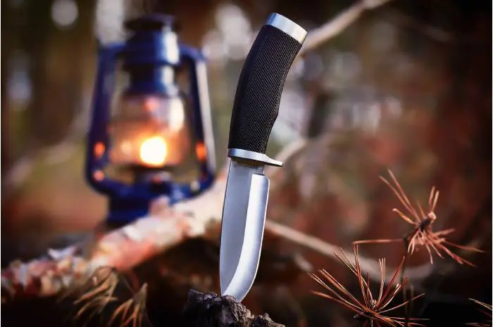 やっぱり日本の匠系アウトドアナイフってすごい！刃物屋が作る本格ナイフをご紹介! | TAKIBI（タキビ） | キャンプ・グランピングなどアウトドア の総合情報サイト