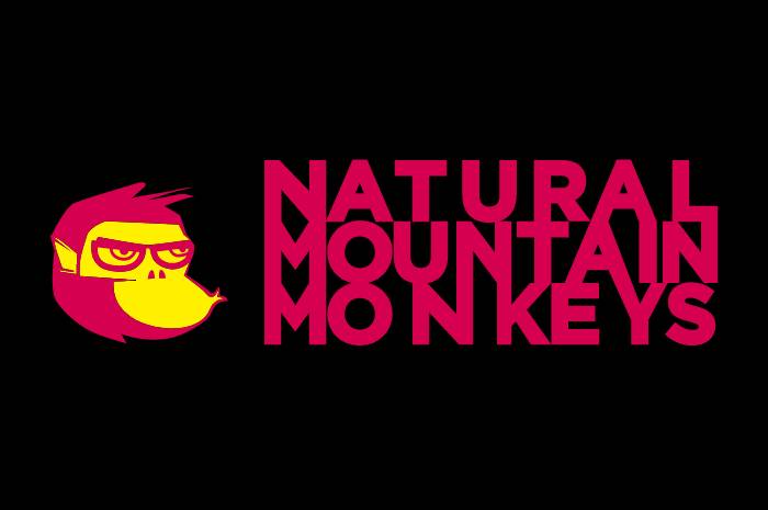 NATUAL MOUNTAIN MONKEYS