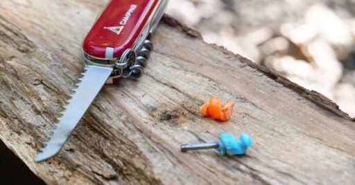 ブッシュクラフターにおすすめ!ビクトリノックスの「ミニツール ファイヤーアントセット」を使ってみた!