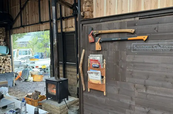 薪のスペシャリストが作る「楽園」が完成！「湘南薪販売 FUJISAWA BASE