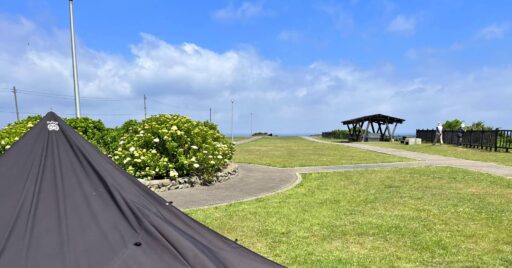 【青森県】高野崎キャンプ場|無料で泊まれる&食堂で地元グルメを楽しめる!