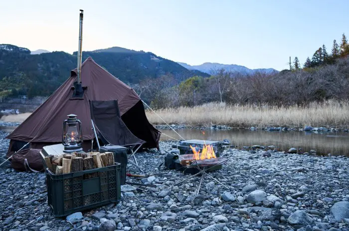 薪ストーブが使えるテントで冬も快適なキャンプ！選び方＆おすすめ12選 