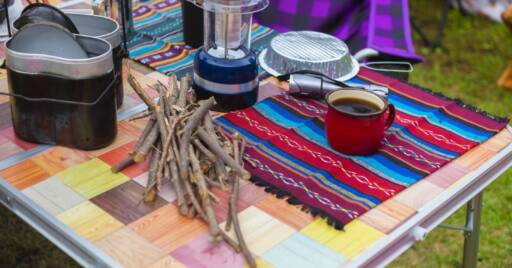 キャンプに行くならColeman(コールマン)のテーブルがおすすめ!選ぶ時のポイントなどもあわせて解…