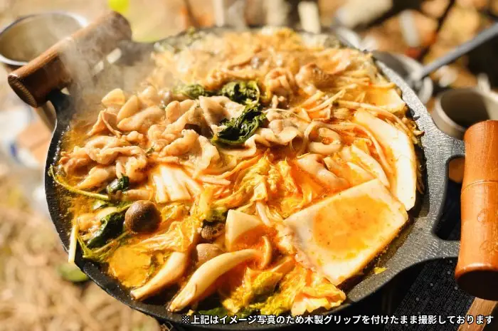 JHQ鉄板マルチグリドル深型とIwatani（イワタニ）タフまるの鍋