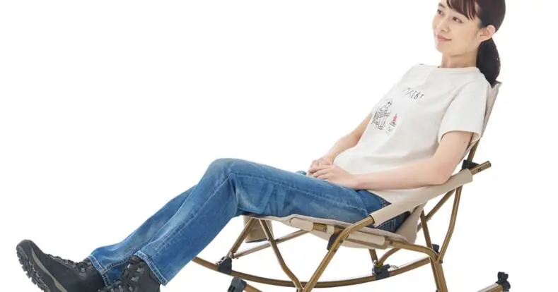 LOGOS（ロゴス）の「ゆらゆらハンモックチェア」で夢のリラックス空間