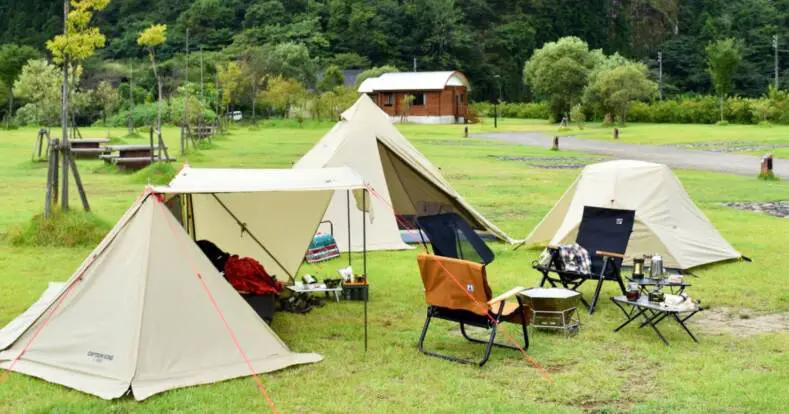 Amazonアウトレットセールで有名ブランドのキャンプギアが安い！Snow