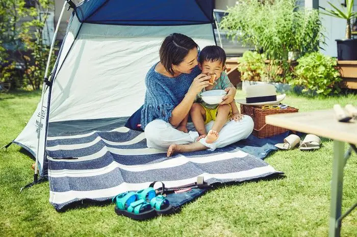 コールマンのレジャーシートを使ってピクニックやキャンプを楽しもう